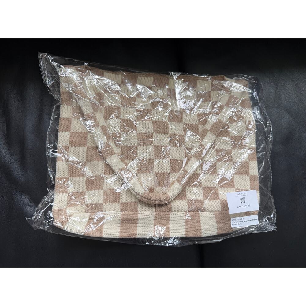NWT Kopari Tan/Beige Checkered Tote Bag - Picture 2 of 4